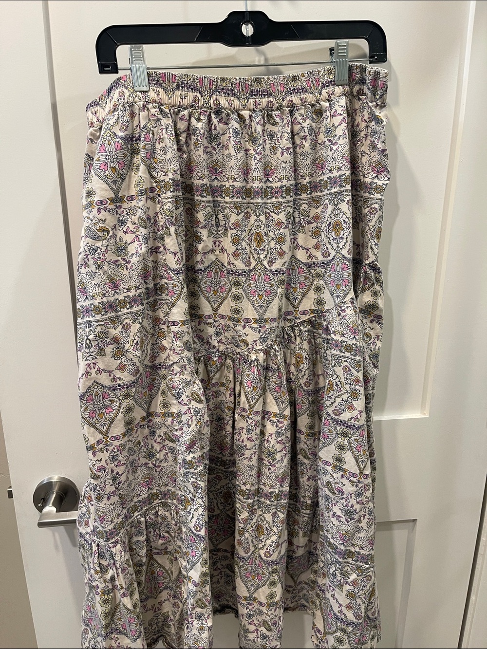 Free People Boho Tiered Floral Midi Skirt - Cream with Purple Accents sz Large